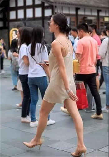 皮皮虾微胖女神大飞姐