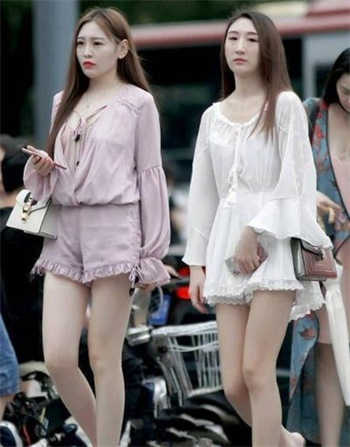 小鹿酱上课