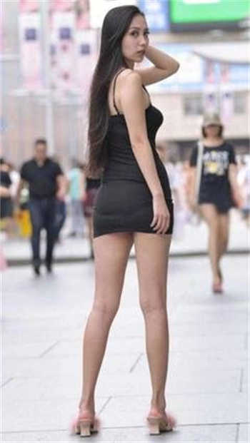抖音上女的穿的连体衣叫啥