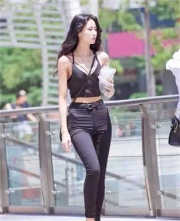 富婆难当炮灰女配要逆袭