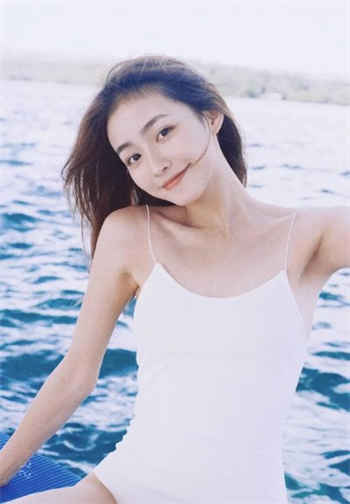 顾依依厉少霆