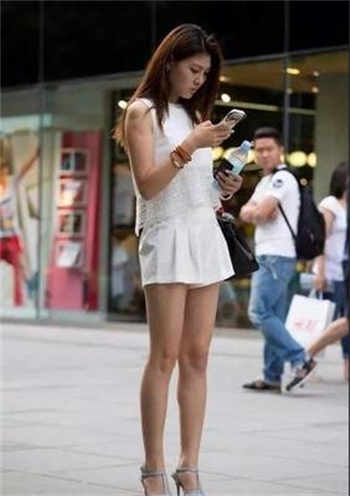 商务旅店女老戴绿帽子