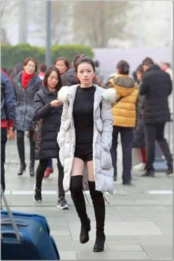 为还债借妻给朋友传种