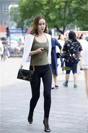 麻豆女艺人吴梦梦