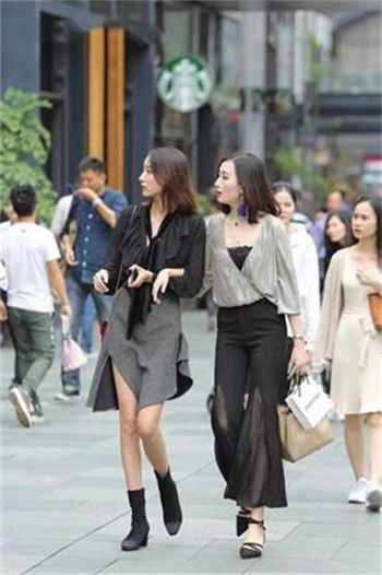 麻豆健身房瑜伽教练
