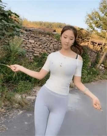 月租贫穷新娘